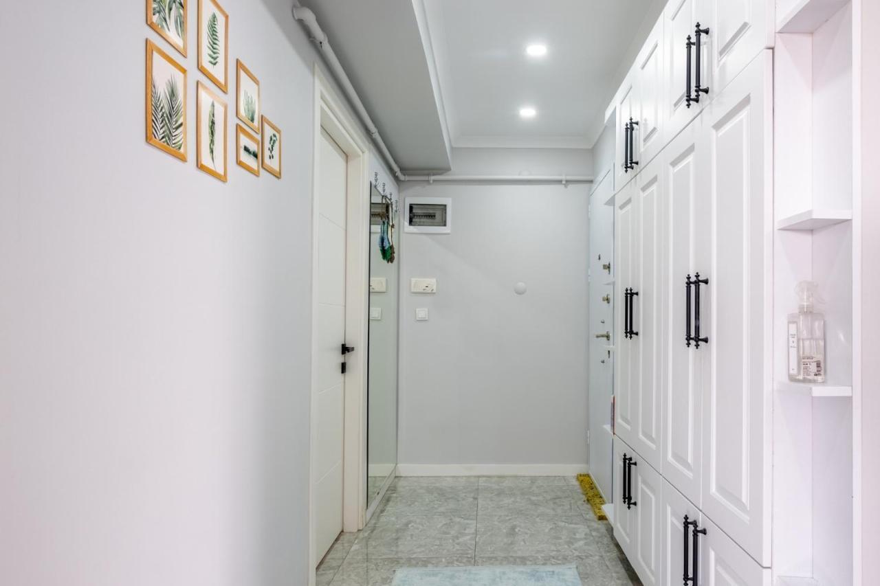 Vibrant Flat With Balcony In Maltepe Apartment Istanbul Exterior foto